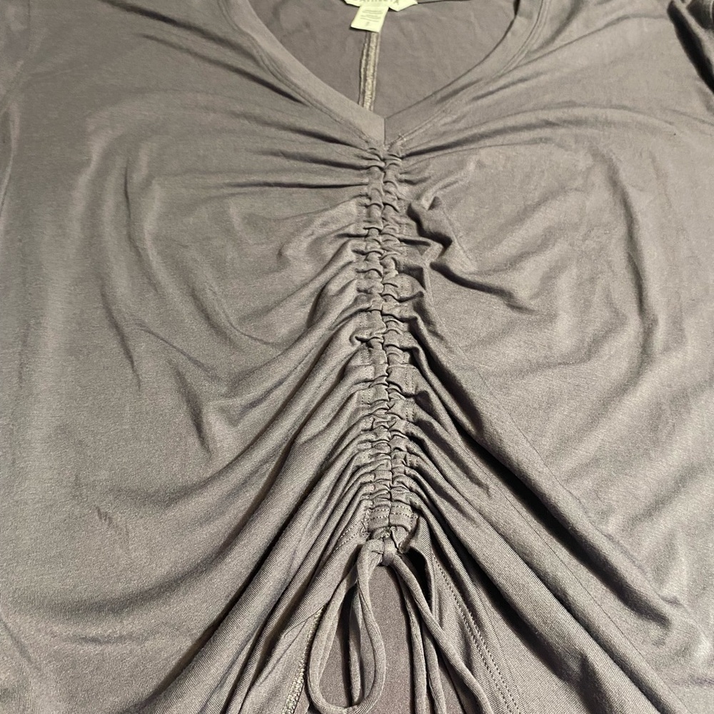 NWOT Athleta Gray Crossover Ruched Top - Picture 14 of 14